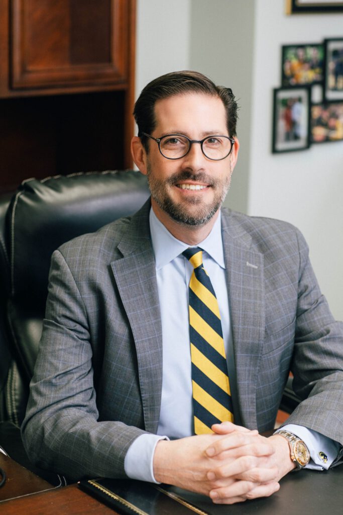 Seth Gladstein, headshot